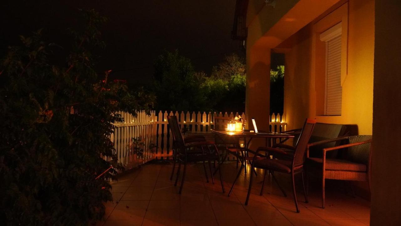 Apartment Ozgida Vendeghaz *